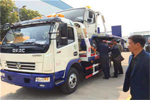 荔蒲汽车道路救援拖车价格